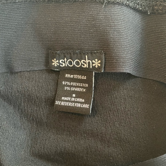 Y2K Black Mini Skirt - Picture 3 of 3